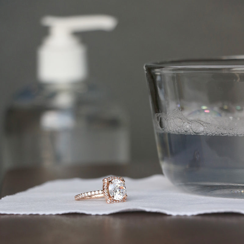 how to clean jewelry