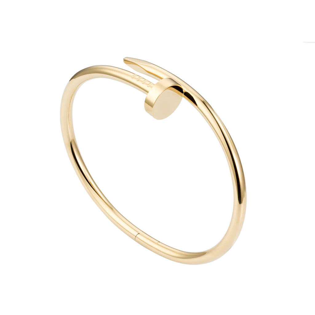 mens gold bracelet as the best men’s jewelry choice. mens bracelets in gold.Cartier's best bracelets for men.Juste un Clou bracelet is the best mens bracelet and gold bracelet. 