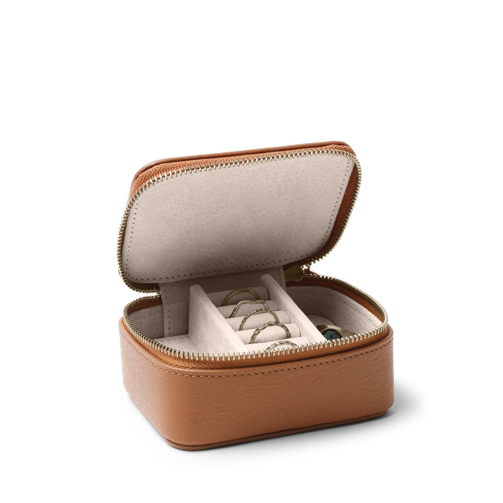 The best travel jewelry case for rings, The best travel jewelry case 2021