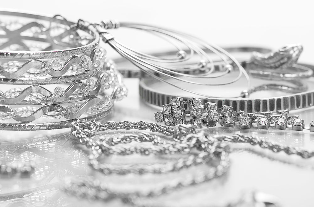 Jewelry Metals 101, Silver jewelry, silver alloy jewelry