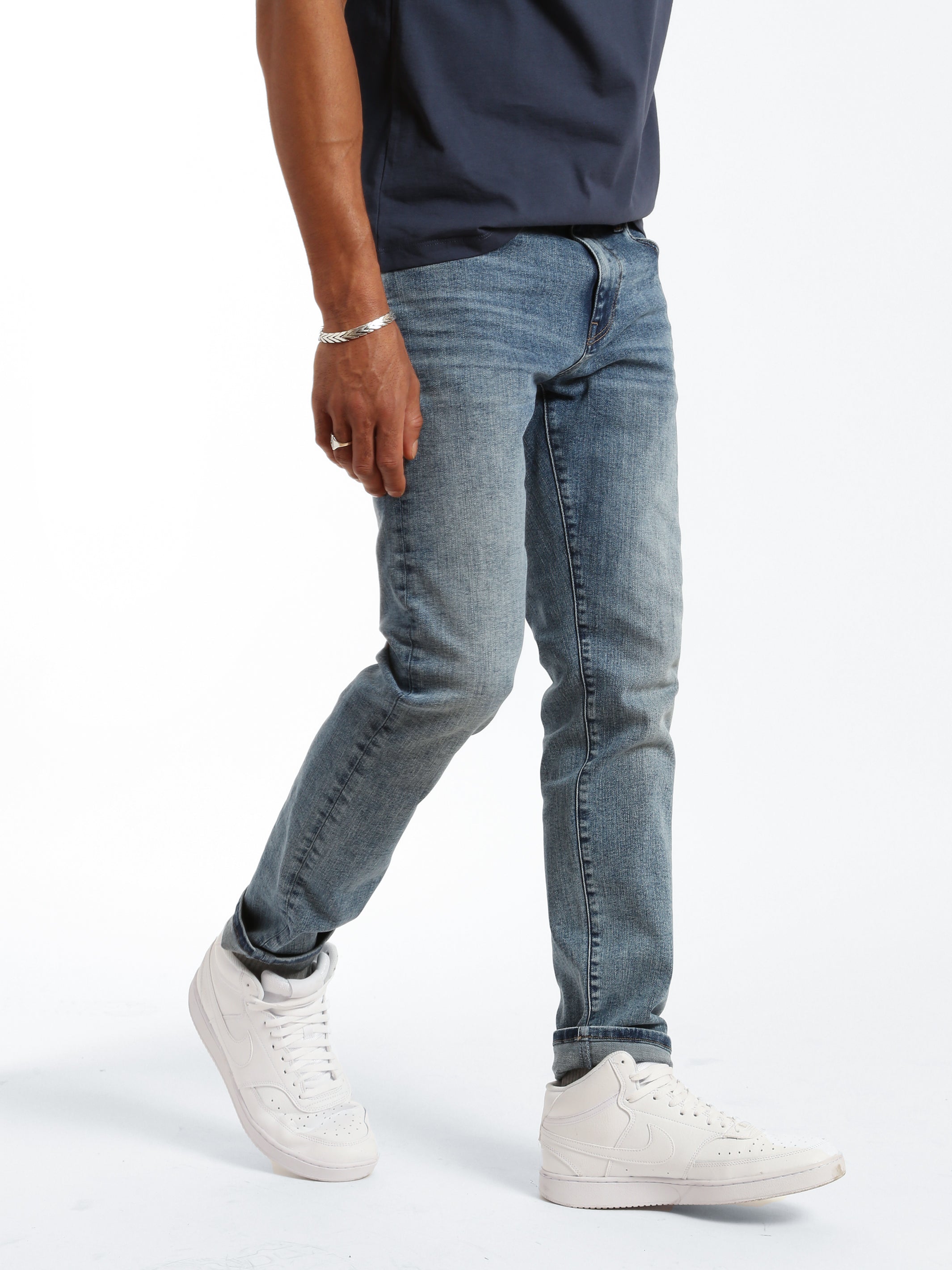 Bedford Slim Leg Jeans in Mid Brushed Denim