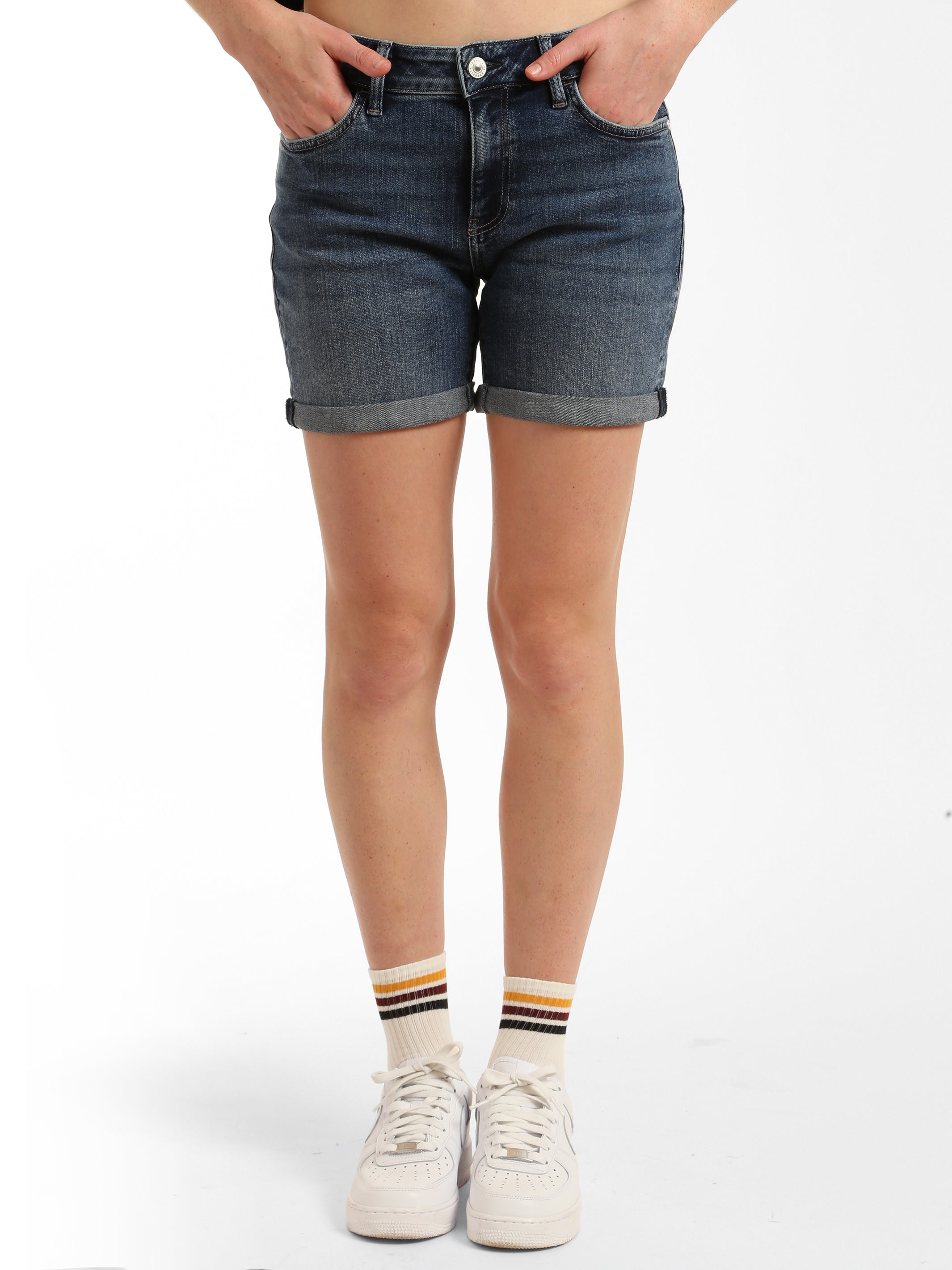 Crown Boyfriend Shorts in Dark Brushed Denim