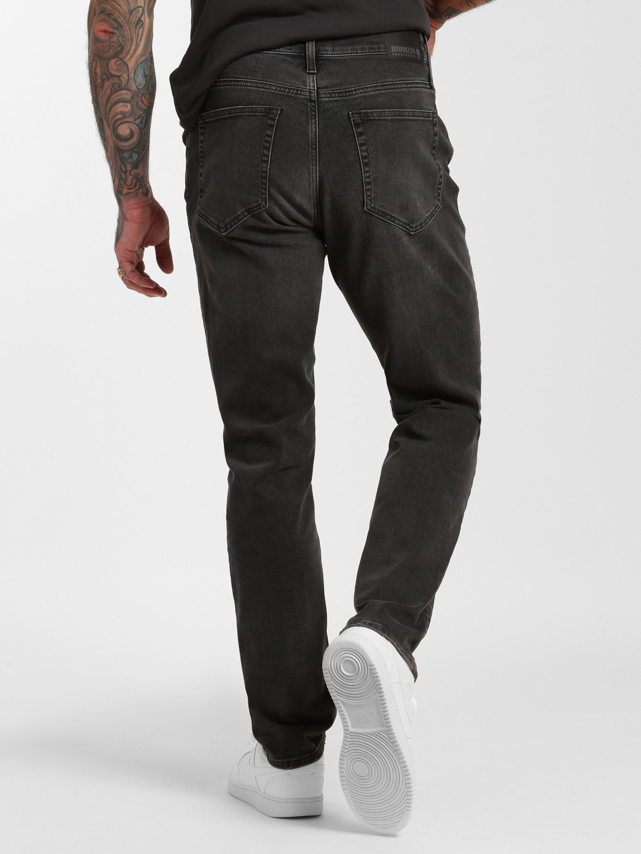 Franklin Athletic Fit Jeans in Mid Smoke Denim