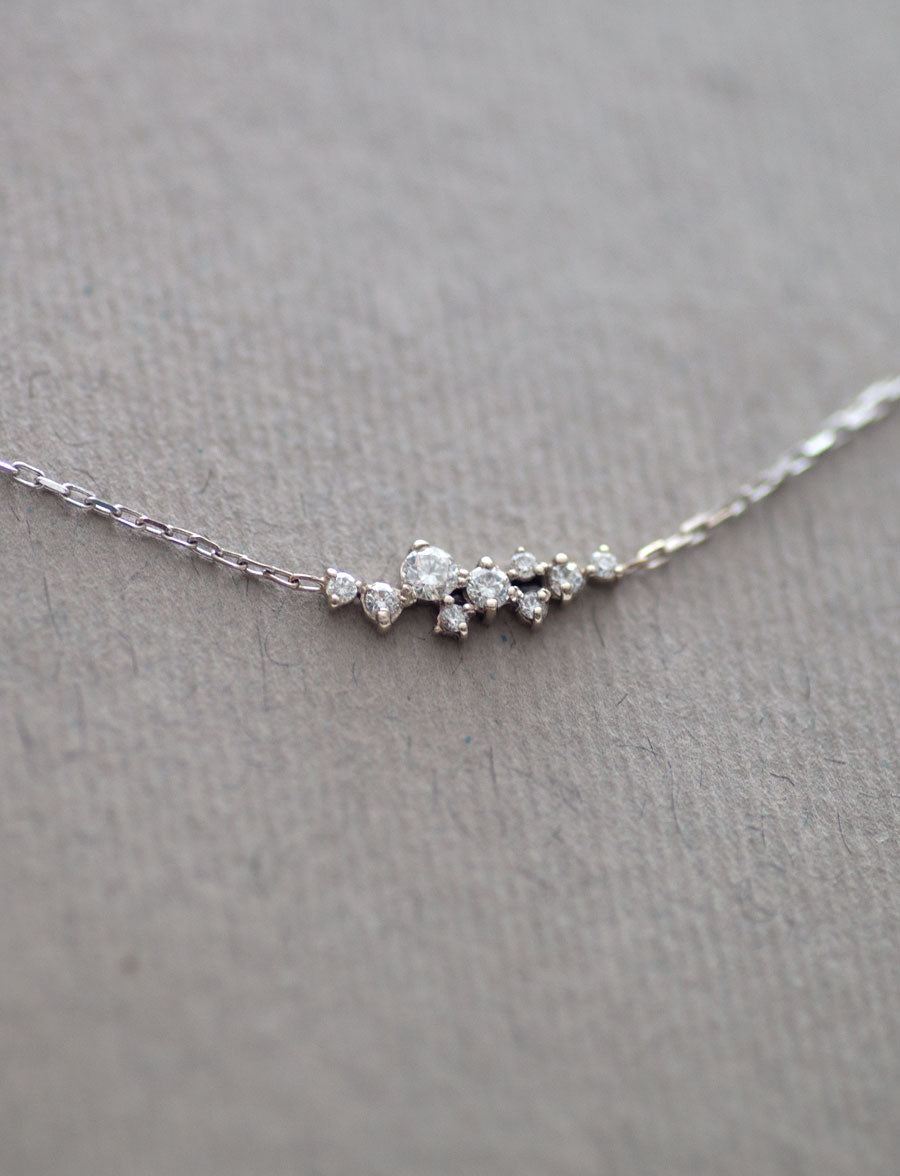 dainty-gold-necklace