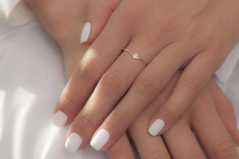 one-diamond-ring