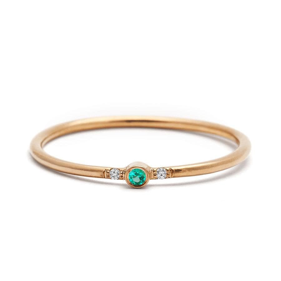 simple-emerald-ring