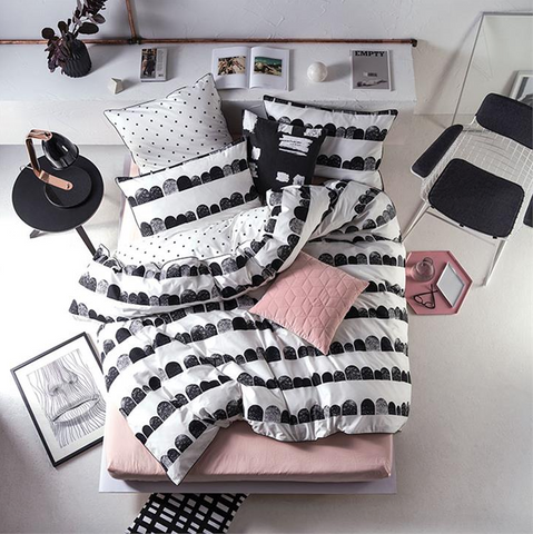 Monochrome black and white bed linen