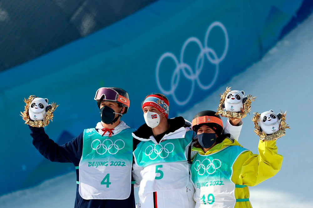 Javier Lliso diploma olímpico uller máscaras de esquí podium
