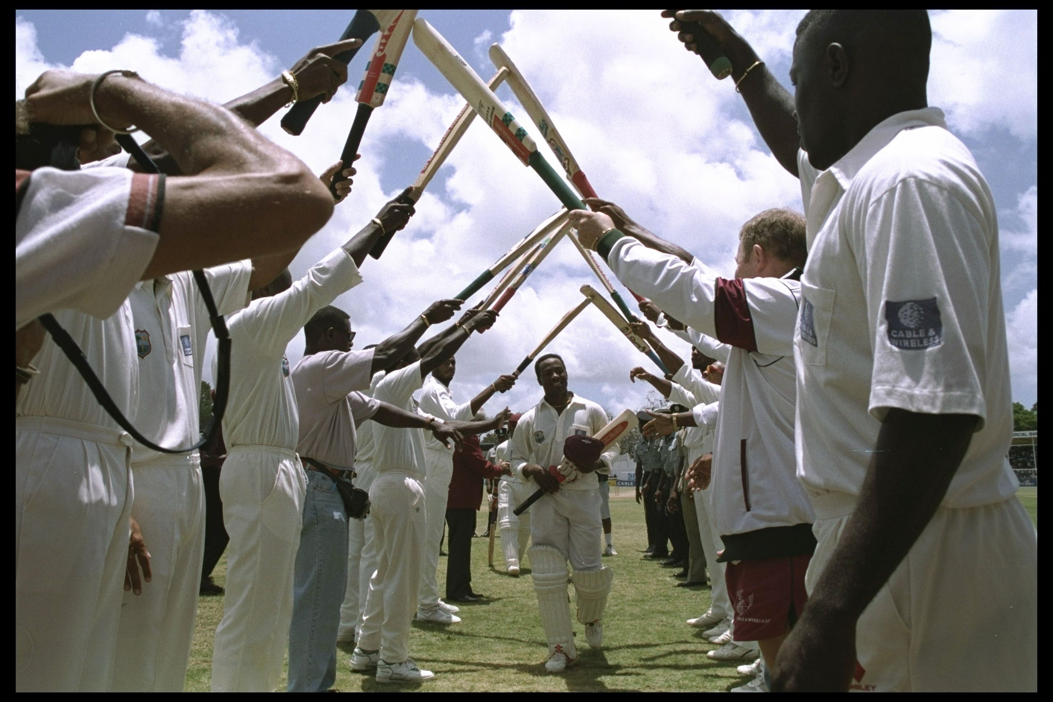Brian Lara celebrates his world record Test score