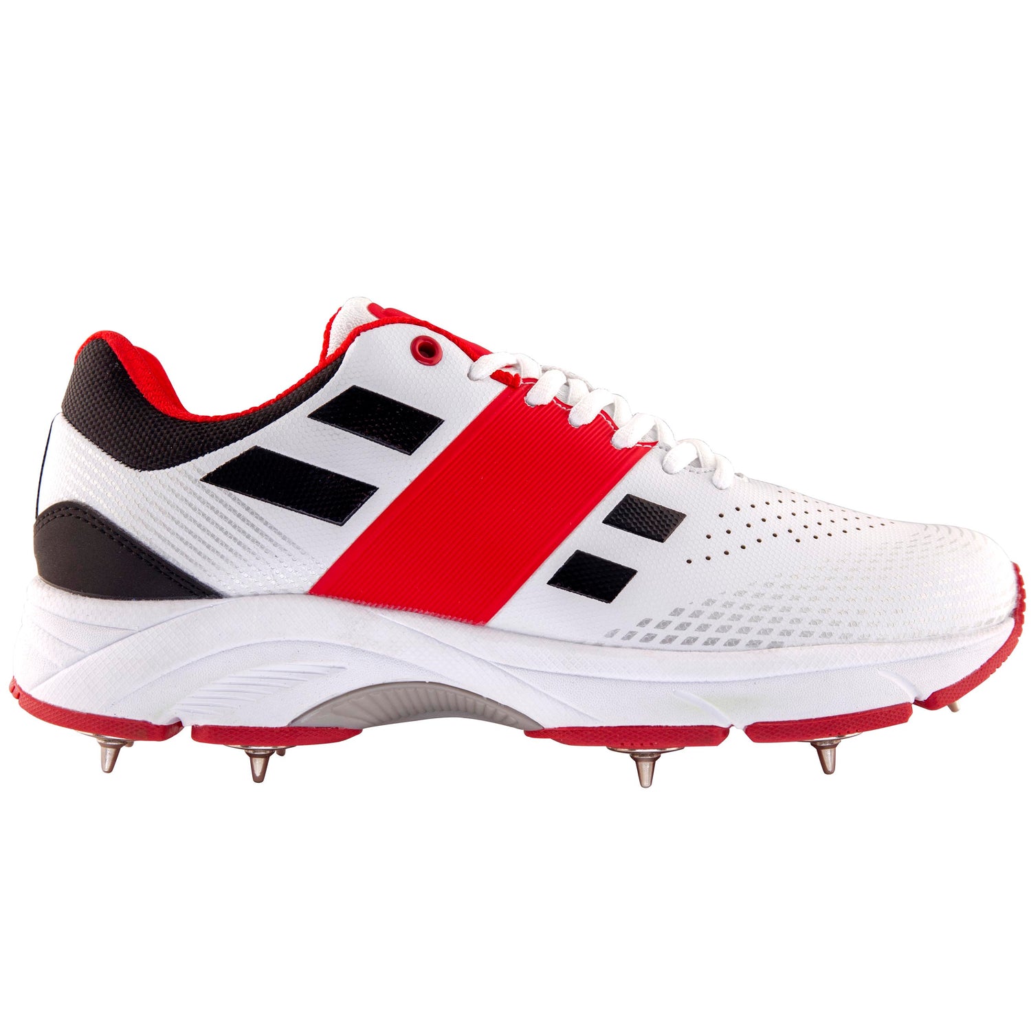 junior cricket spikes