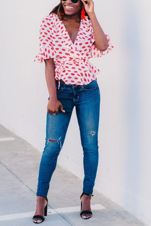 red lip print shirt