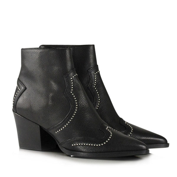 Billi Bi Black | Western-style mid heel ankle boot