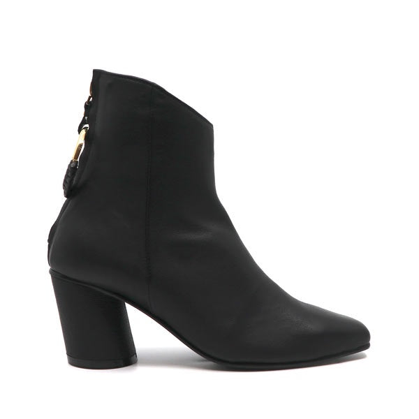 Reike Nen - Oblique Ring | Black, Mid heel leather ankle boot