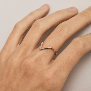 Deep V Ring Summit Jewellery