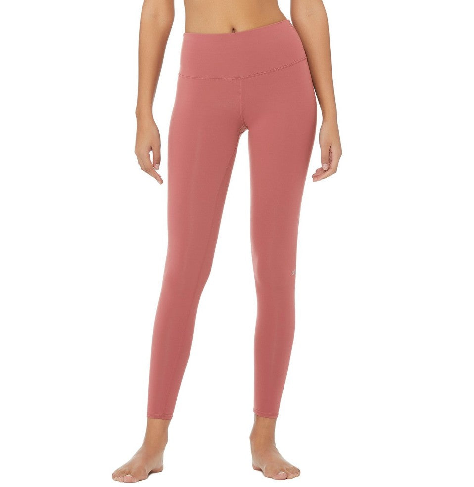 What Are Alo Leggings Made Of? – solowomen