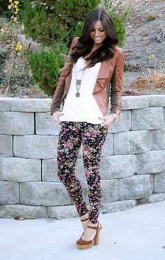 floral pants outfit ideas