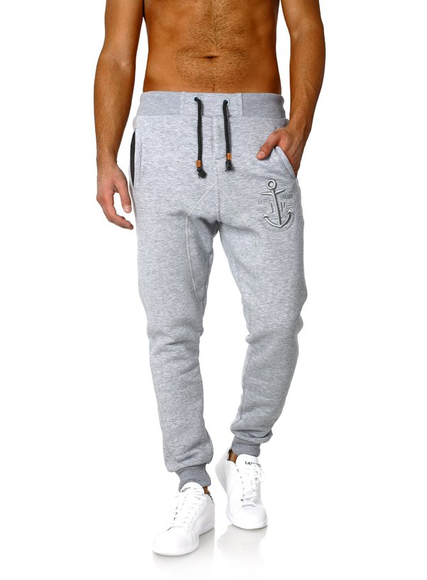 Why Do Women Like Men In Grey Sweatpants? – solowomen