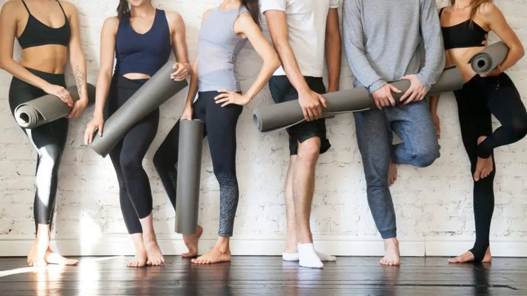 Can You Wear Sweatpants To Yoga? – solowomen