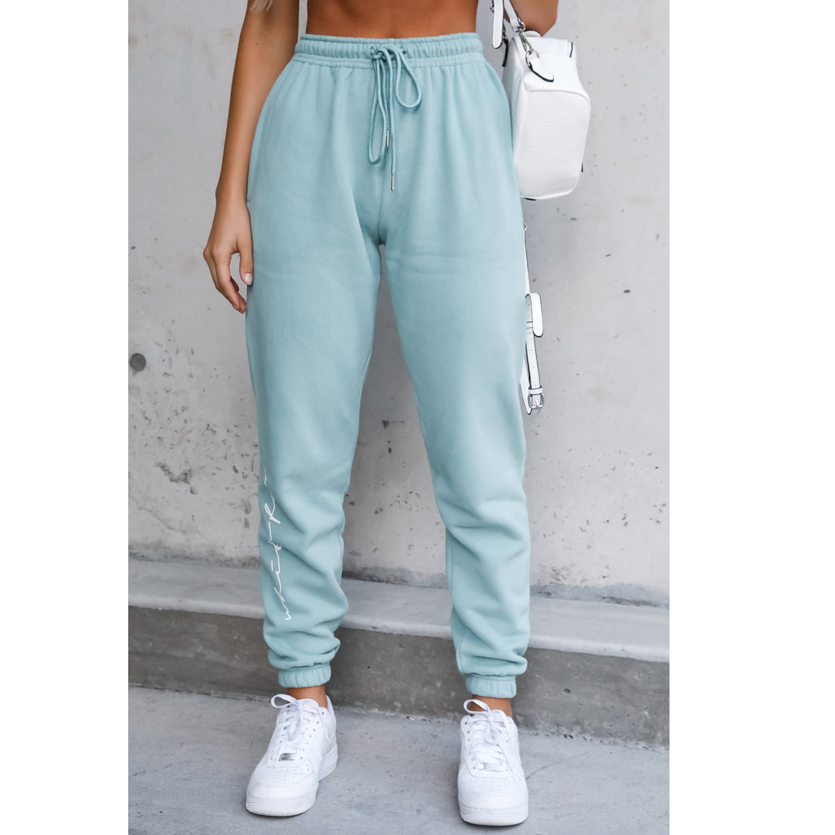 How To Wear Sweatpants That Are Too Short? – solowomen