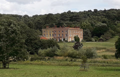 bayfield hall circular dog friendly walk north norfolk