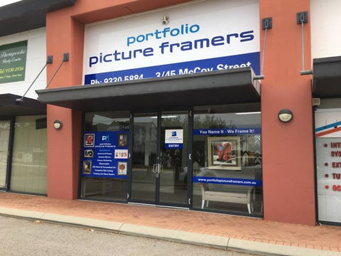 Portfolio Picture Framers shop