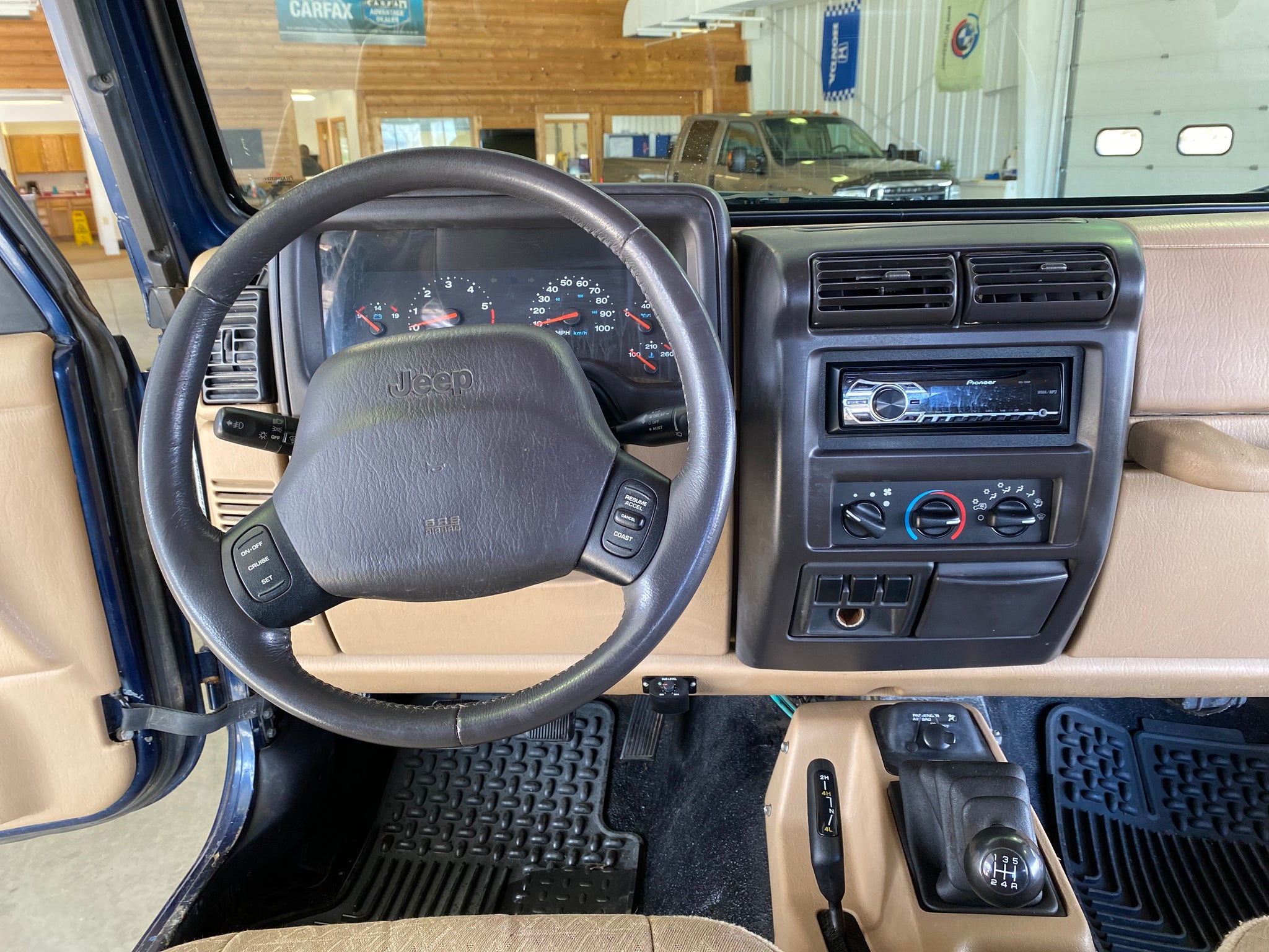 Actualizar 50+ imagen 2002 jeep wrangler sport interior