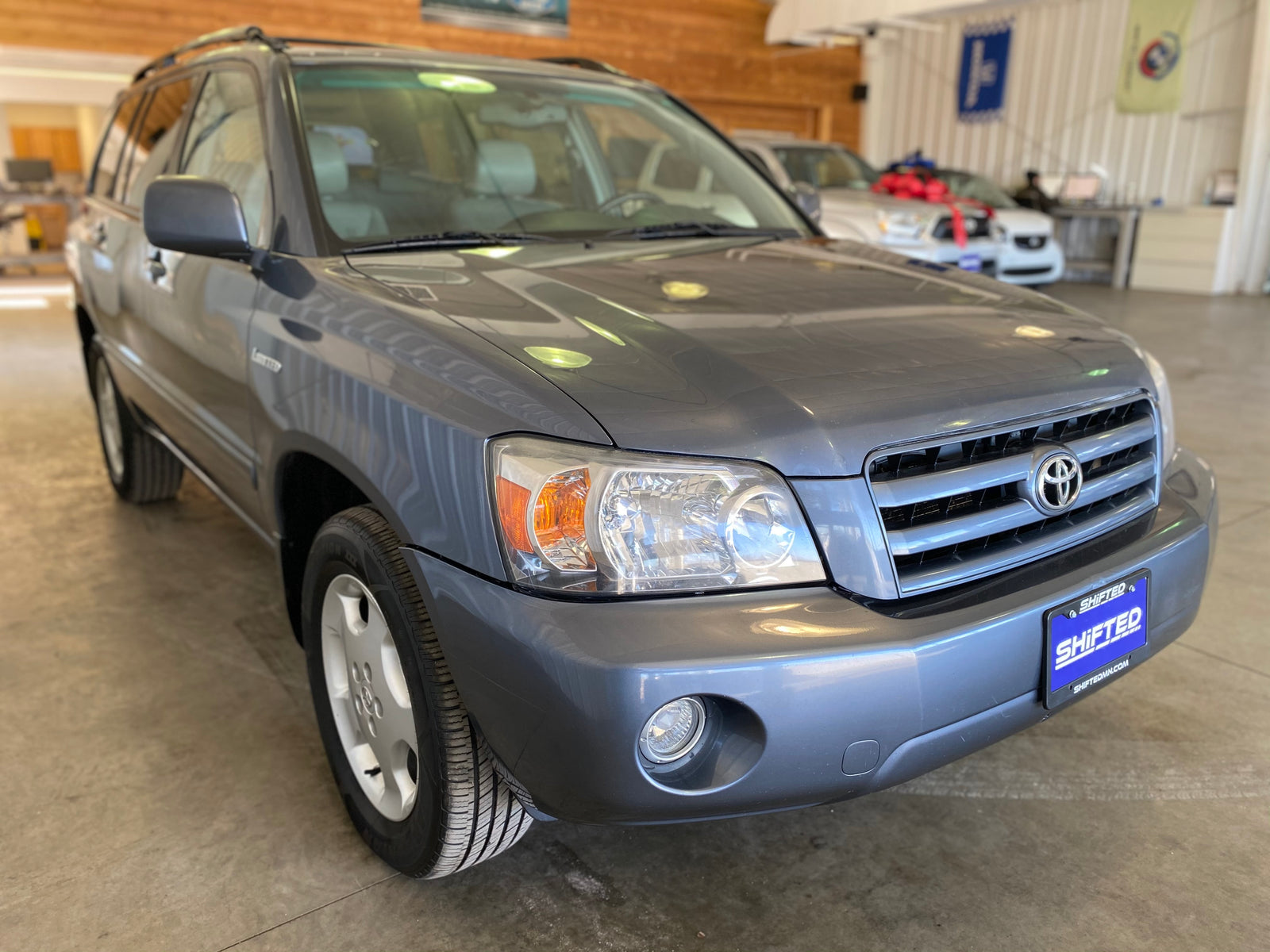 2005 Toyota Highlander Limited 4X4 V6 - ShiftedMN