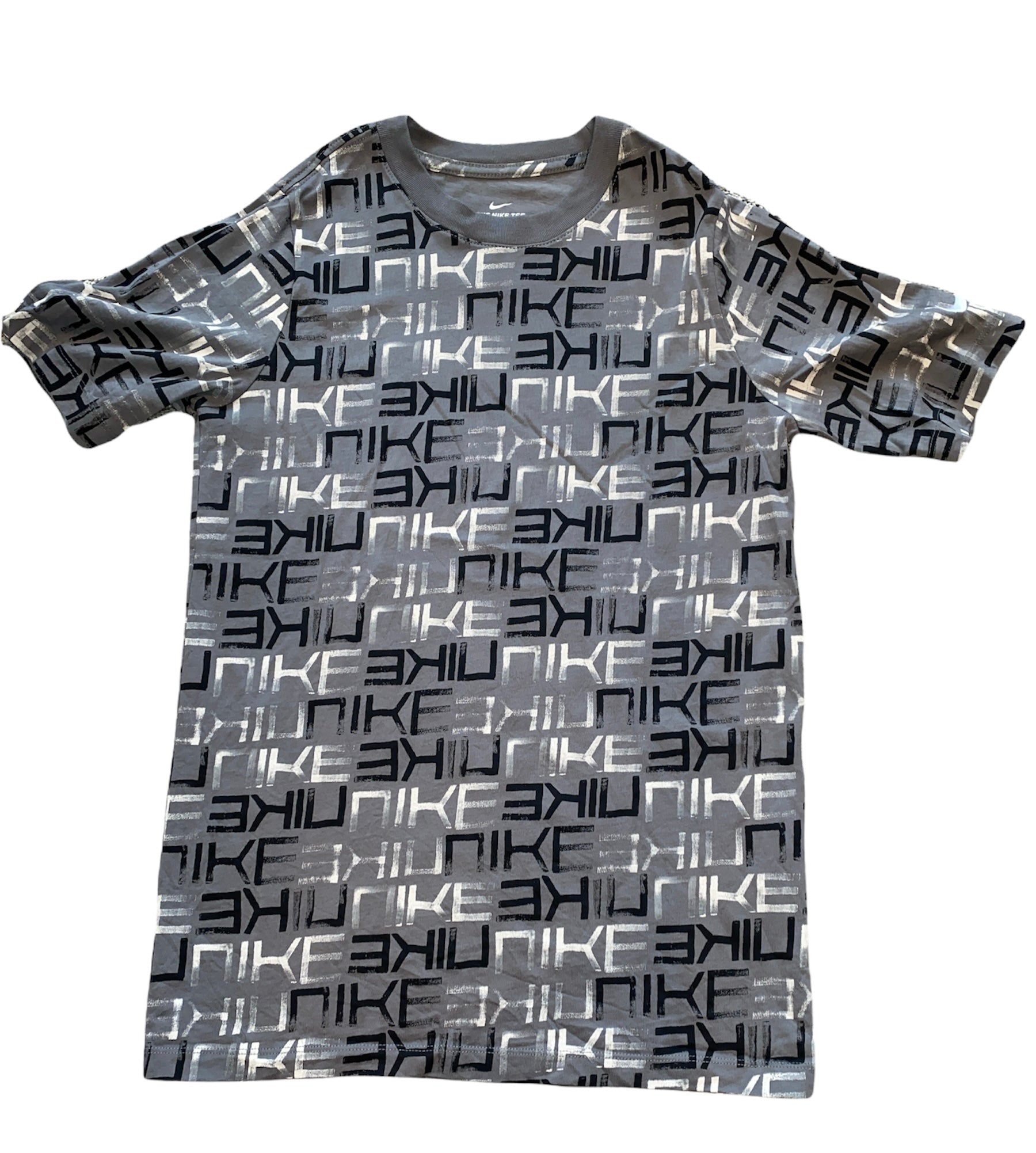 blanco lechoso Hula hoop duda The Nike Tee boys Nike logo pattern tee shirt XL(16-18) – Makenna's Threads