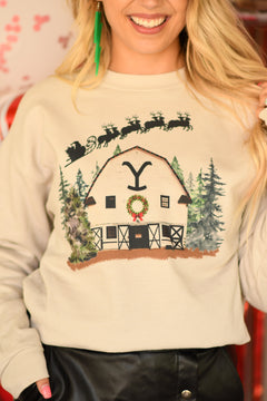 Yellowstone Barn at Christmas Tee/Sweatshirt