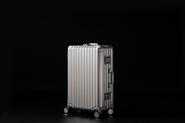 How to Pick the Best Luggage 2019: The Complete Guide