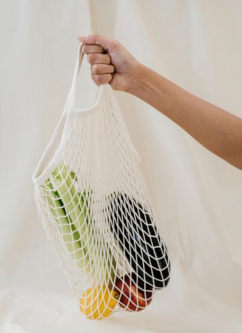 Cotton net bag with veggie inside