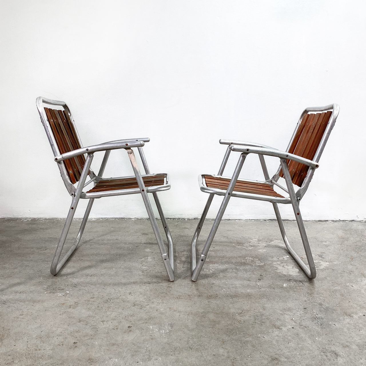 folding mid century chairs