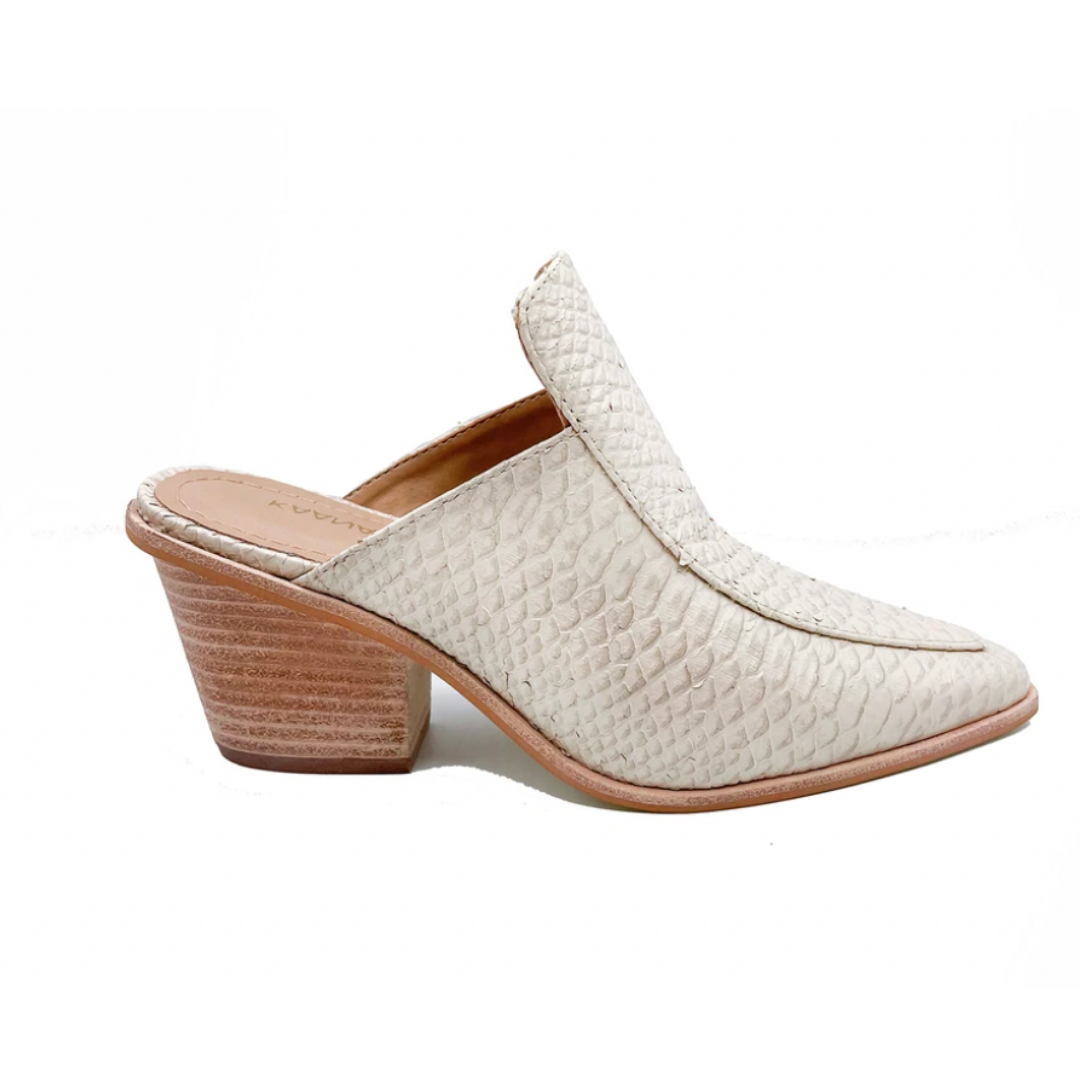 Girona Heeled Loafer (Sand)