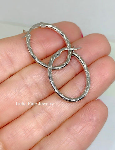 14K White Gold Decorative Hoop Earrings