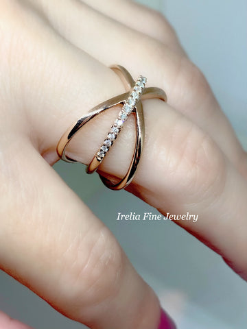 Fun and playful stylish crossover ring set with simulated diamonds in rose  gold plated sterling silver - Diamond & Design