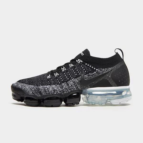 vapormax white and black