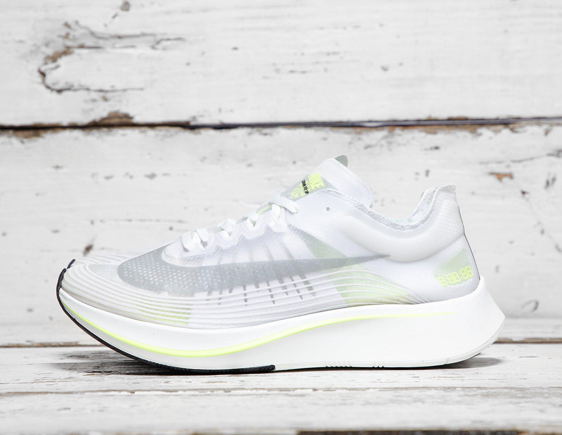 zoom fly yellow