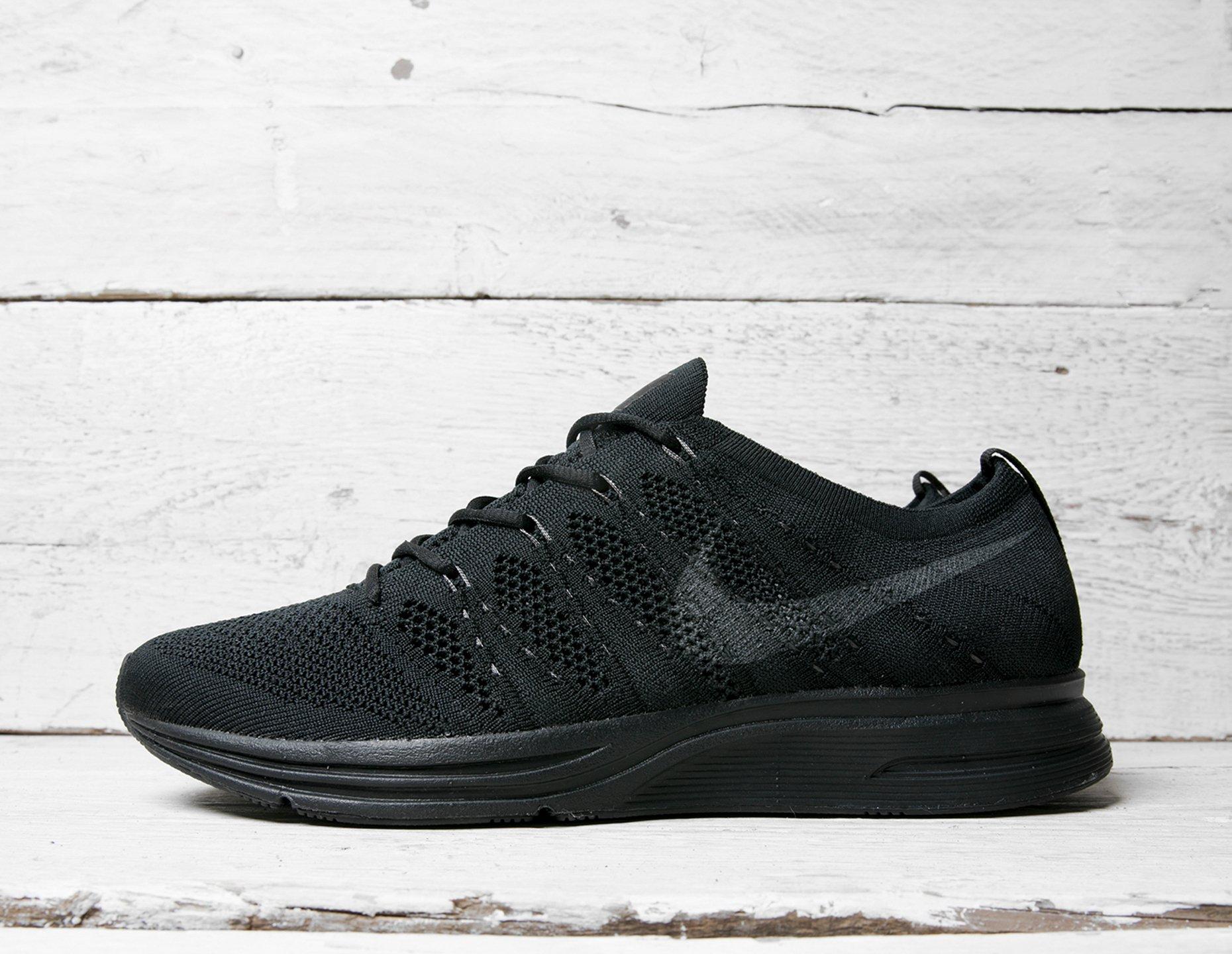 nike flyknit trainer mens black