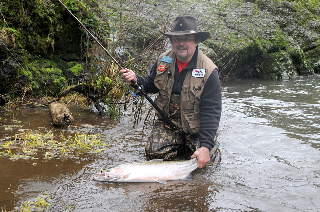 Finessing the Spin-Glo by Larry Ellis – Salmon Trout Steelheader
