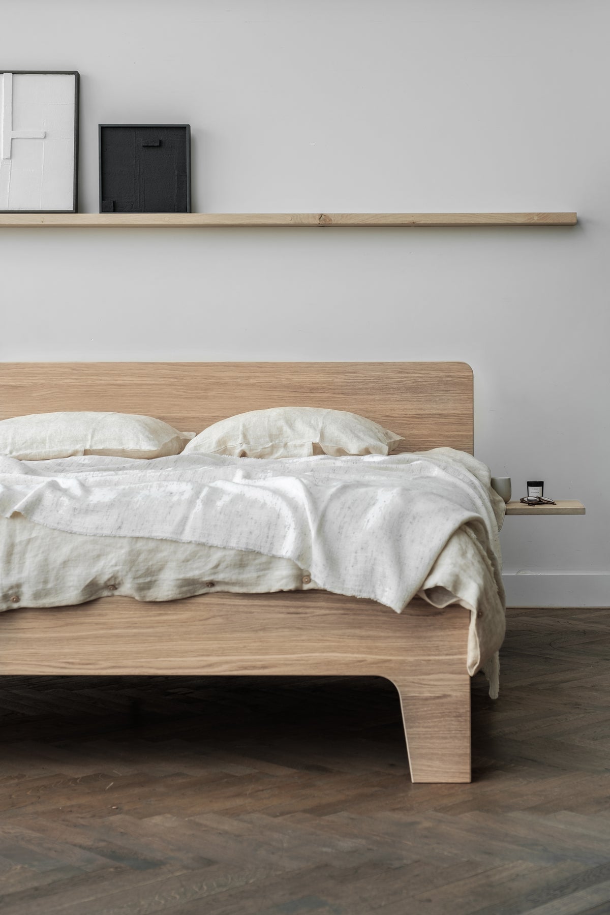 Politie regenval Oordeel Houten bedframes in minimalistisch designs - Loof