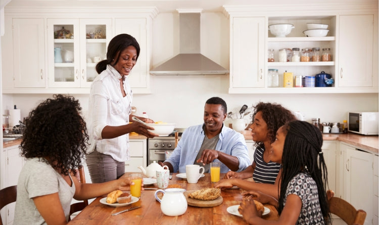 The kitchen, the heart of the home, can easily be a source of indoor air pollution, especially if you cook without proper ventilation.