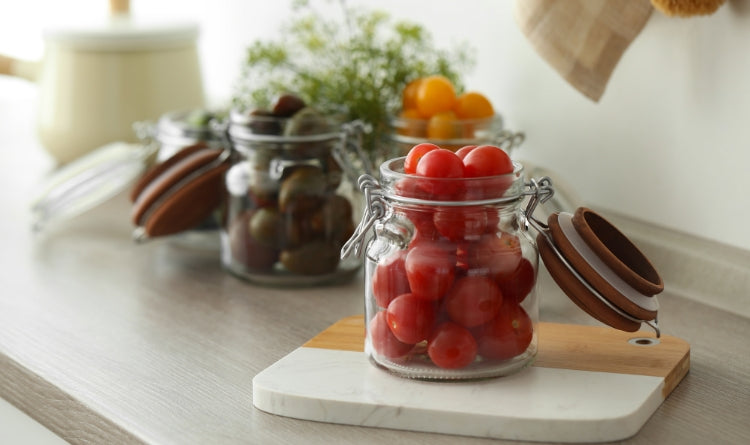 are you supposed to store tomatoes in the refrigerator? no and here's why