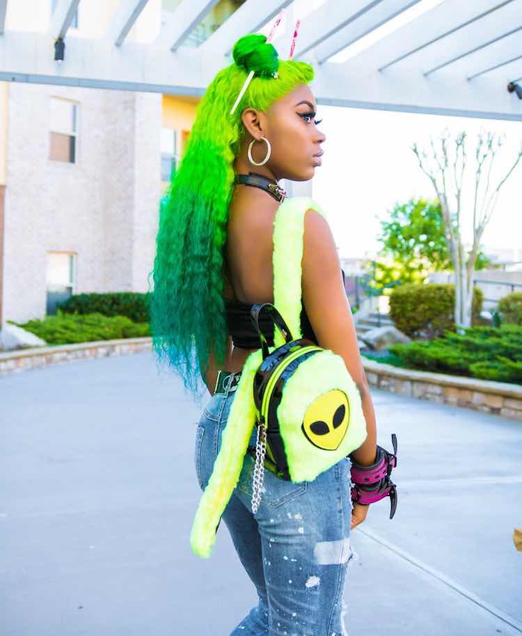 asian-doll-green-hair