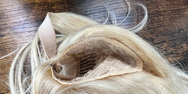 inside ponytail hair extension