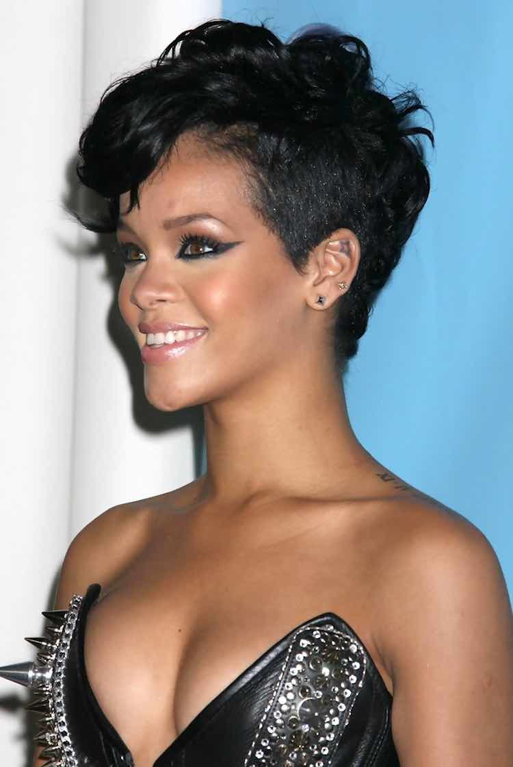 PIXIE CUT X KELLY CUT ( QUICK WEAVE LAYERED SHORT CUT NO LEAVE OUT