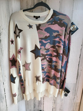 Camo & Star Top