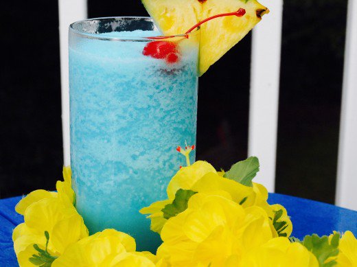 The Blue Hawaiian Recipe - Your Magic Mug