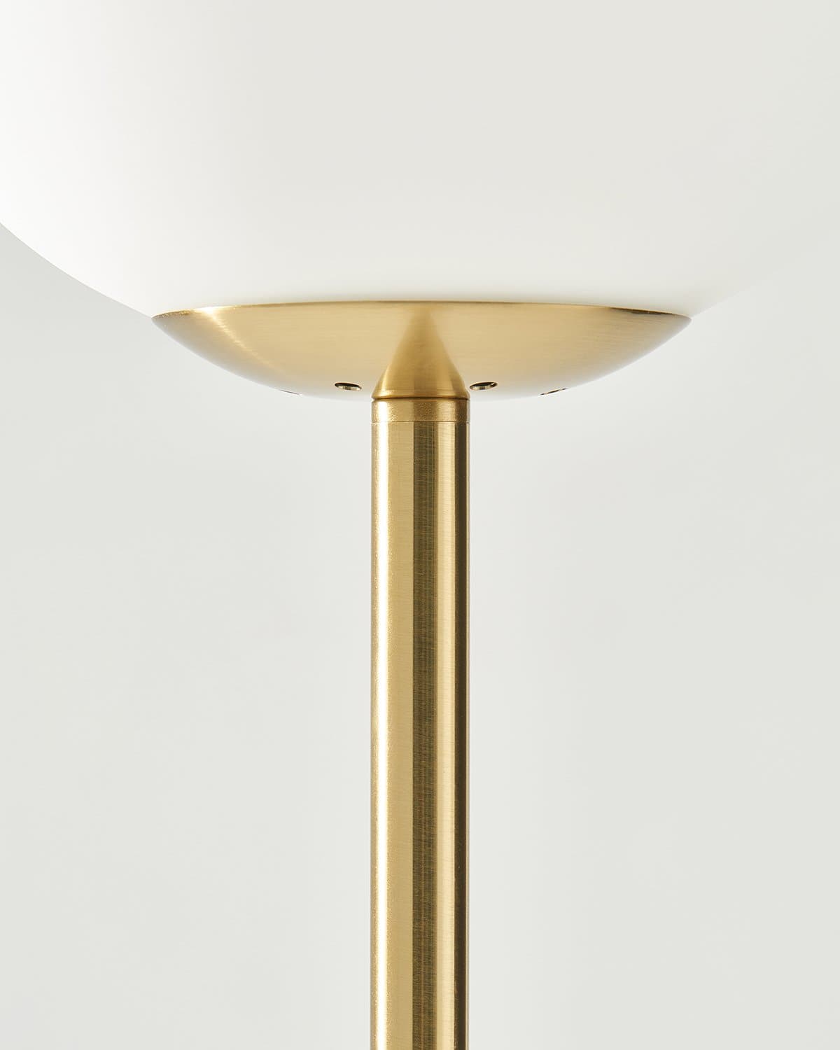 Savant Renovatie Adviseren Brass Globe Floor Lamp | Brightech