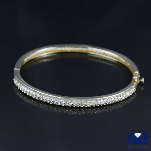 Women's 1.80 Carat Round Cut Diamond Bangle Bracelet In 14K Yellow Gold