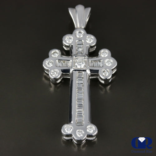 Women's 1.38 Carat Diamond Cross Pendant Necklace In 14K White Gold
